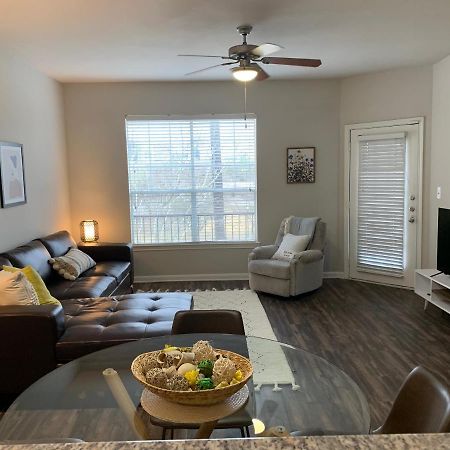 Newly Furnished 1Br Apartment W/ Hermann Park View Houston Esterno foto