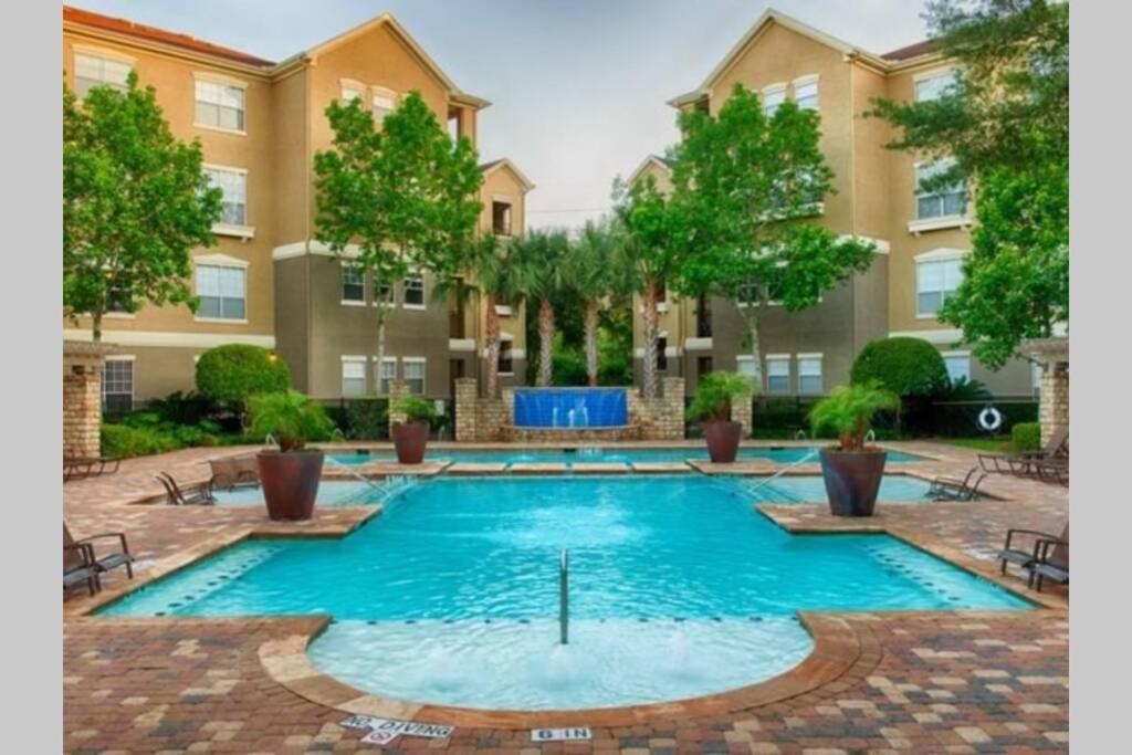 Newly Furnished 1Br Apartment W/ Hermann Park View Houston Esterno foto