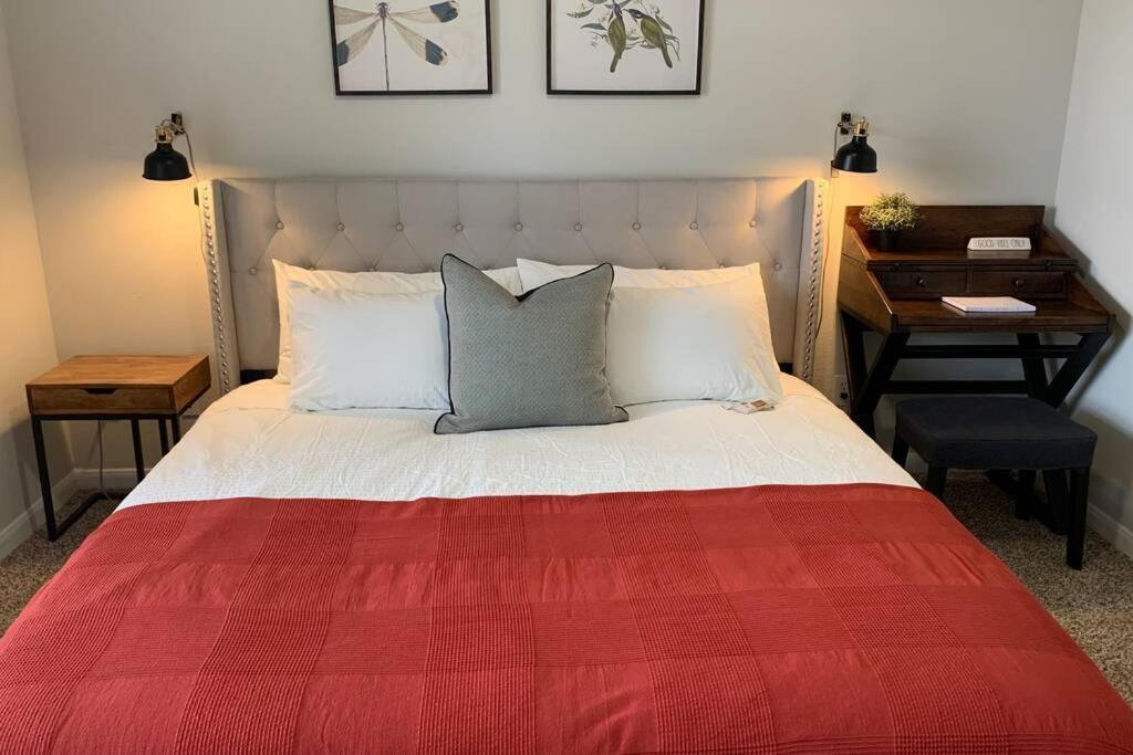 Newly Furnished 1Br Apartment W/ Hermann Park View Houston Esterno foto