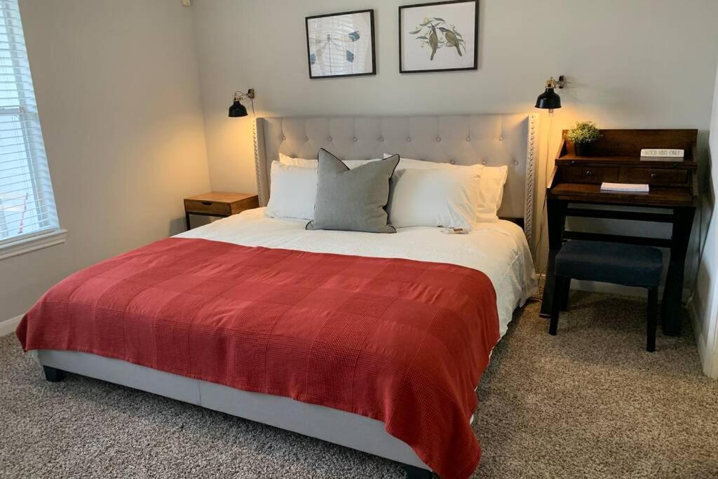 Newly Furnished 1Br Apartment W/ Hermann Park View Houston Esterno foto